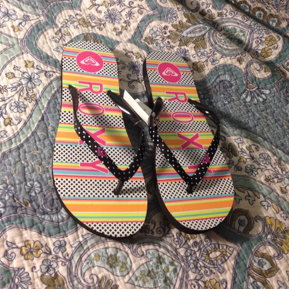 Roxy flip flops
