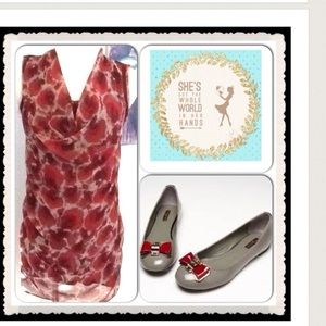 Vera Wang Burgundy top