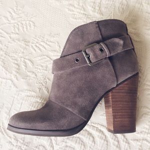 Suede grey heeled booties