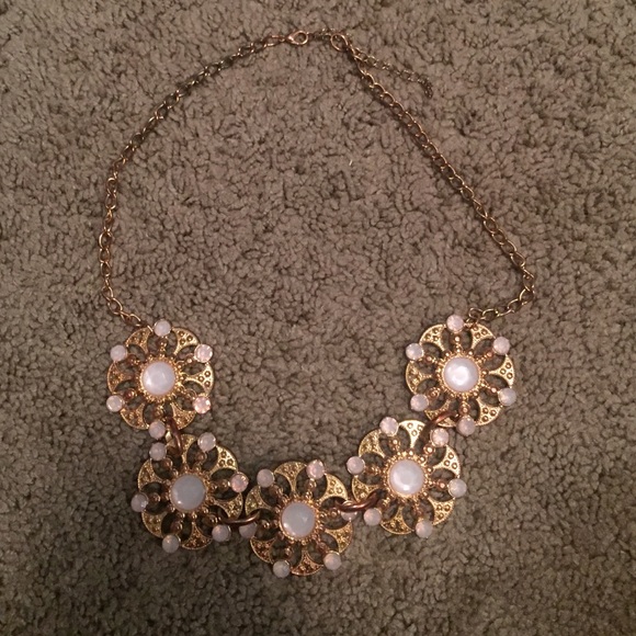 Statement necklace - Picture 1 of 1