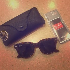 ON HOLD Ray Ban Meteor Wayfarers Tortoise