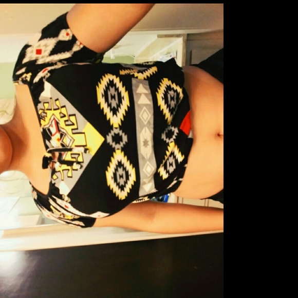 Tribal Crop top - Picture 1 of 1