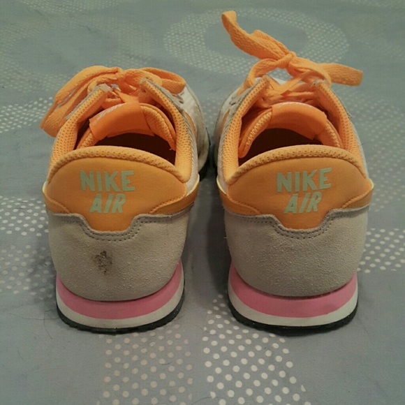 SOLD - Picture 4 of 4