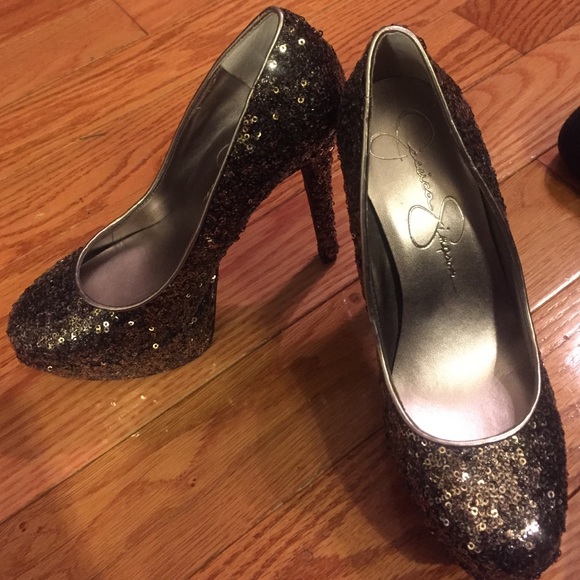 Jessica Simpson Pewter Sequin Pumps