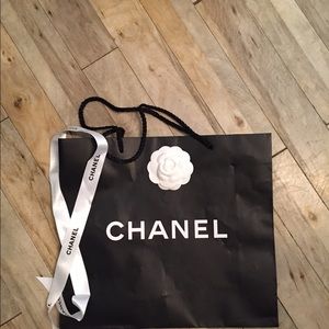 Chanel shopping bag
