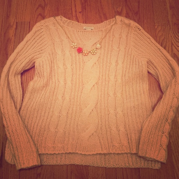 Light pink sweater - Picture 1 of 4