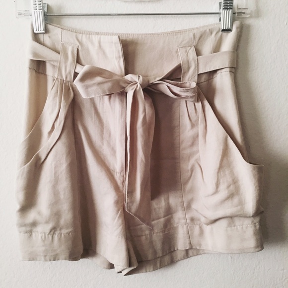 H&M High Waisted Garden Collection Shorts