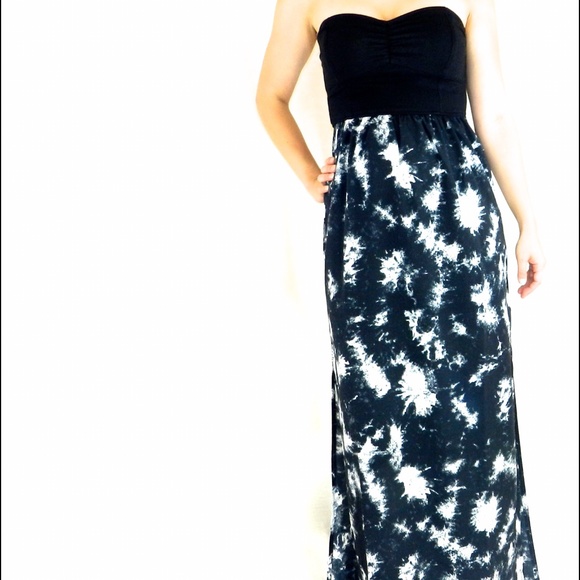 Strapless Maxi with Abstract-Pattern Skirt - Picture 2 of 4