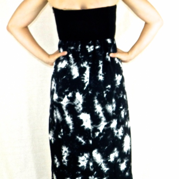 Strapless Maxi with Abstract-Pattern Skirt - Picture 4 of 4