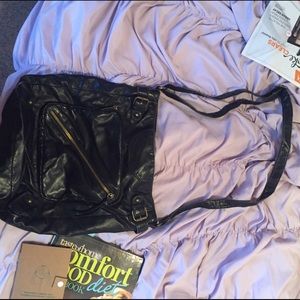 Black purse and wristlet