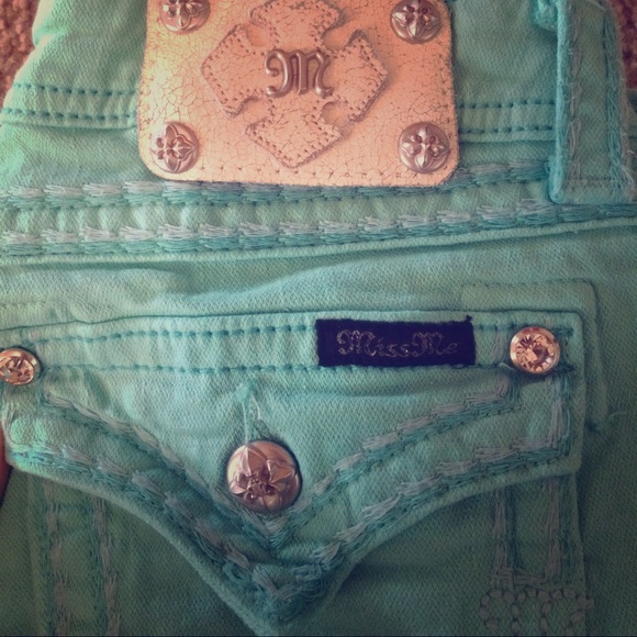 Miss Me Aqua colored skinny ankle jeans