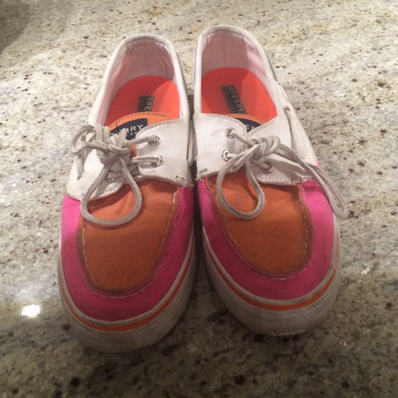 Speedy shoes - Picture 1 of 3