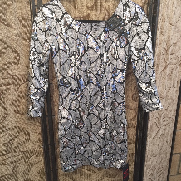 💎Silver sequin dress - Picture 1 of 2