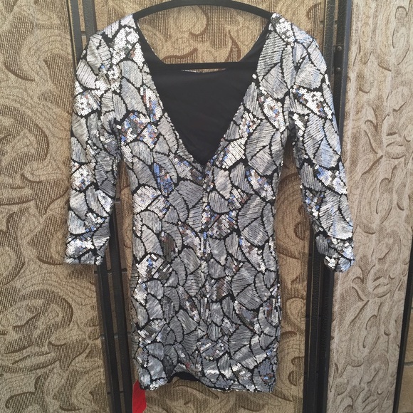 💎Silver sequin dress - Picture 2 of 2