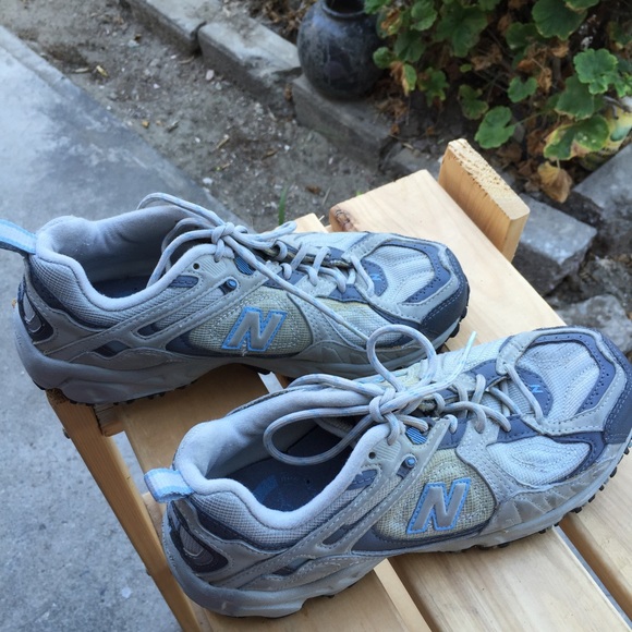 New Balance, size 8 - Picture 3 of 7