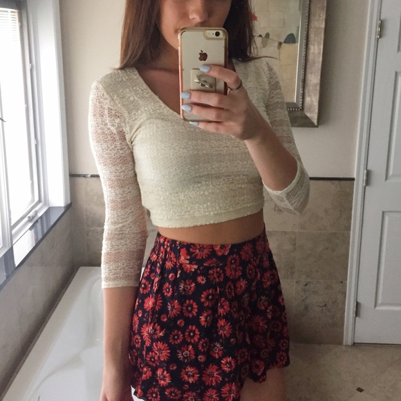 Pants - Floral Shorts