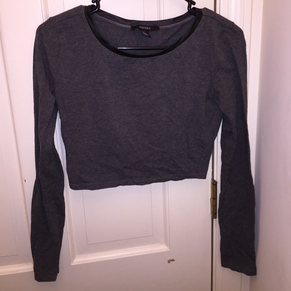 Gray Long sleeve crop top