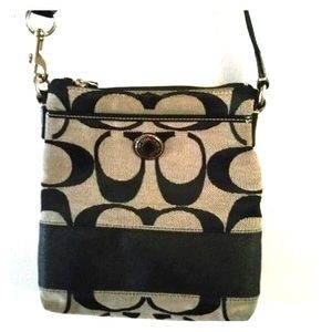 Cross body handbag