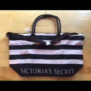 VS BNIP Get Away Bag 💖