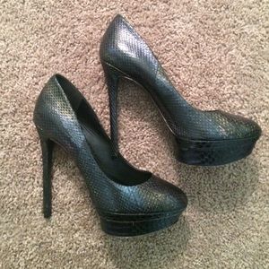 Brian Atwood Pumps