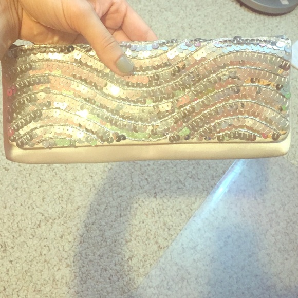 Envelope clutch