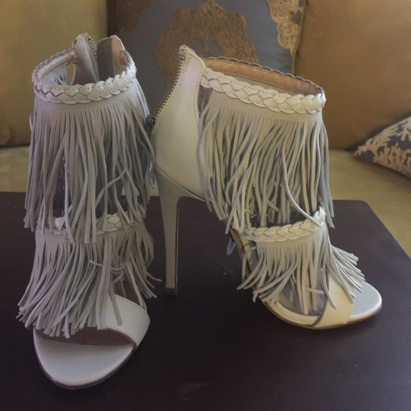 Emily B Billie Fringe Sandal - Picture 1 of 3