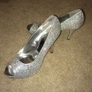Sparkly Pumps!!!--7