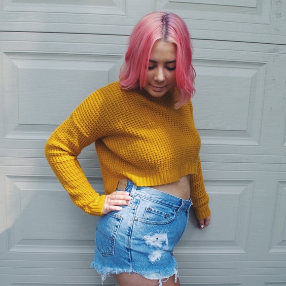 UO Mustard sweater crop