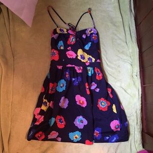 💕BOGO 50% off American Eagle size 2 flower dress