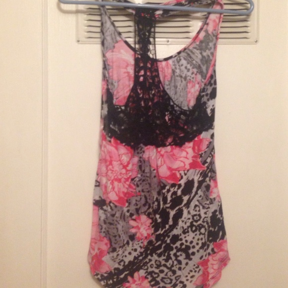 Flowy Racerback Tank Top - Picture 2 of 3