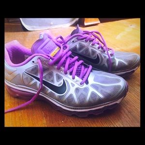 🚫SOLD🚫Nike Air Max Livestrong Edition