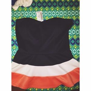 STRAPLESS PEPLUM TUB