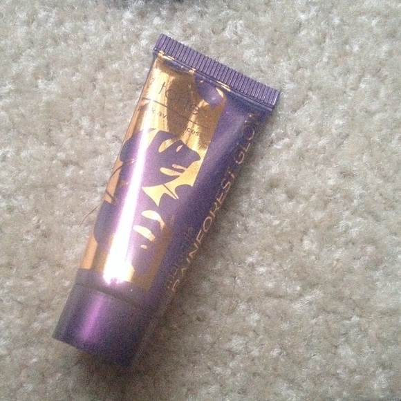 Tarte instant matte waterproof body perfector