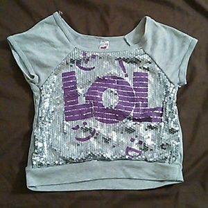 A short sleeve crop top