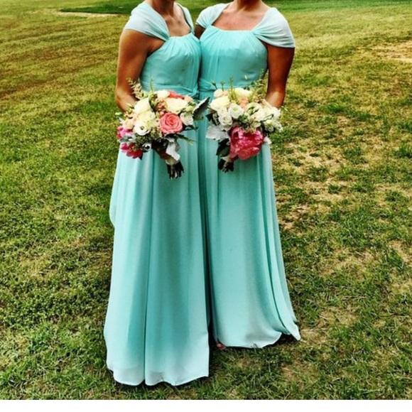 Love Lane Grace Bridesmaid Dress in Mint