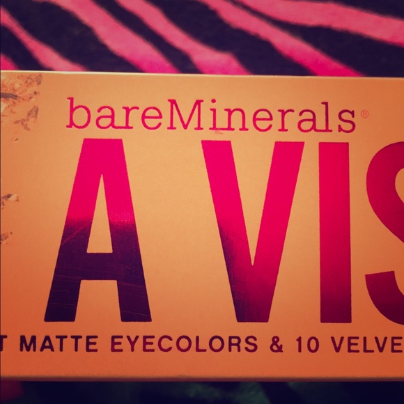 Bare Minerals eye colors