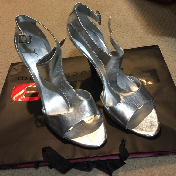 Nine West Silver Heels
