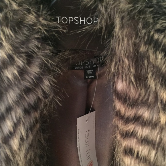 Topshop Faux fur vest - Picture 3 of 4
