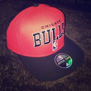 *NEW*Official Chicago Bulls SnapBack Red by Adidas