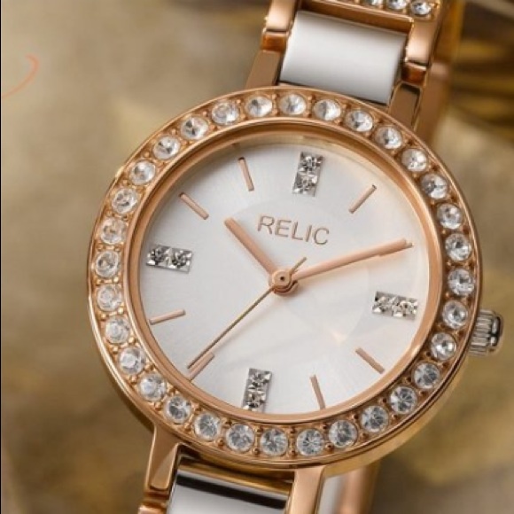 Michael Kors Accessories - FINAL PRICE DROP🙌🏼Rose Gold & Silver Relic Watch