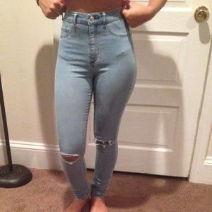 High waisted jeans