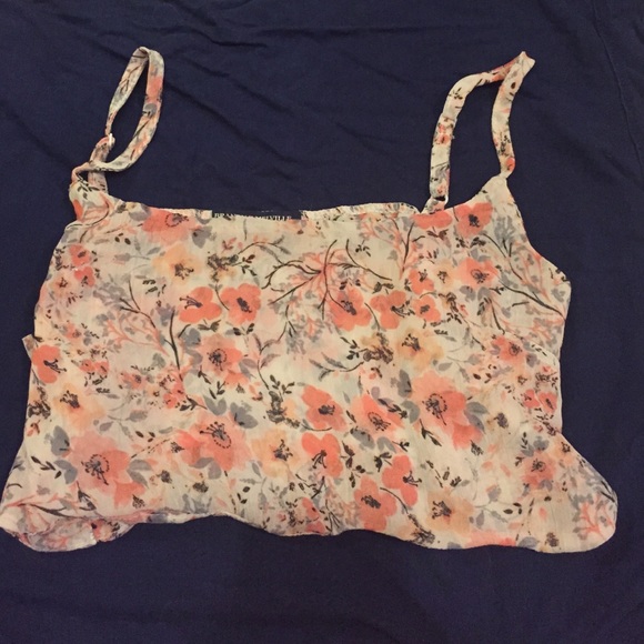 Brandy Melville crop top