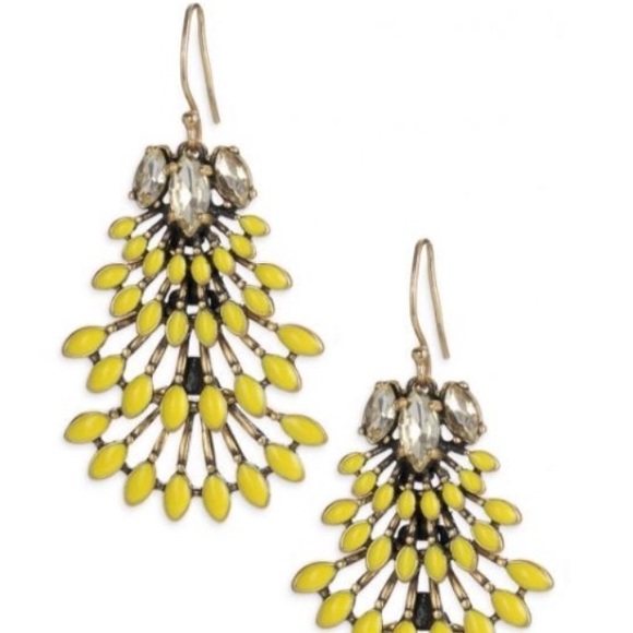 Norah Chandelier earrings. Necklace included. - Picture 4 of 4