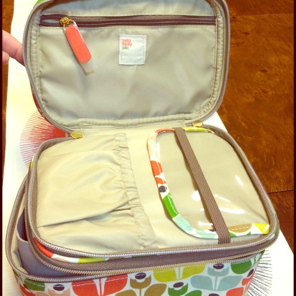 DOUBLE COMPARTMENT TRAIN CASE | SWEET PEA PATTERN