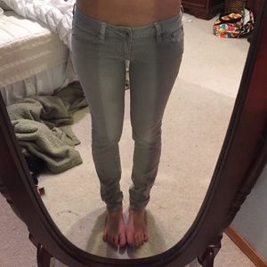 Bullhead Grey Skinny Jeans