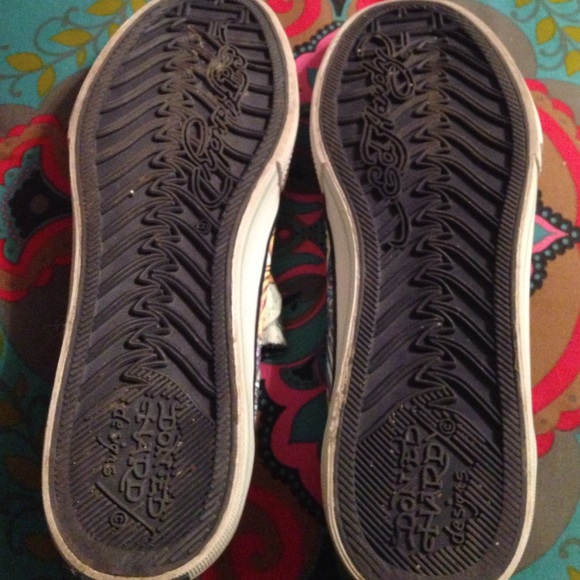 Ed Hardy koi fish sneakers - Picture 4 of 4