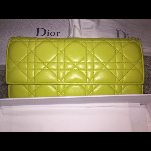 The Lady Dior Croisiere wallet lambskin gorgeous - Picture 2 of 4
