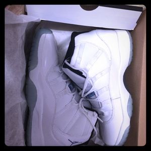 jordan Retro 11 legend Blue