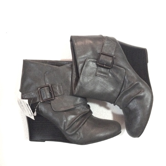 🆕Smokey grey booties