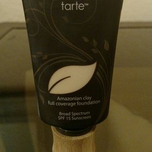 Tarte Amazonian Clay Foundation